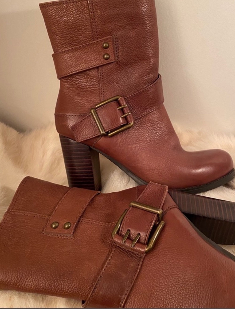 EUC Nine West Brown Boots size 5.5